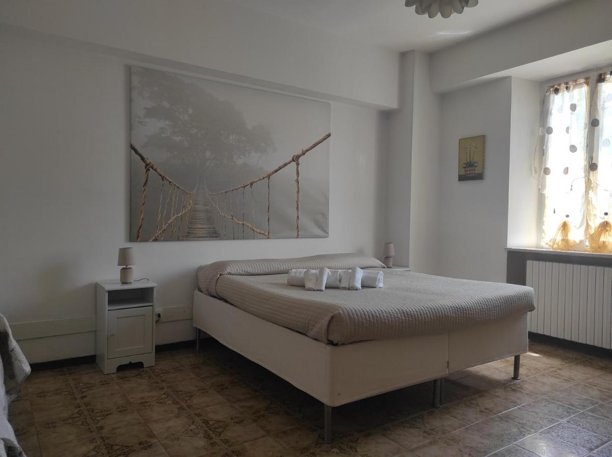 Monolocali Da Vinci Hotel Falconara Marittima Luaran gambar